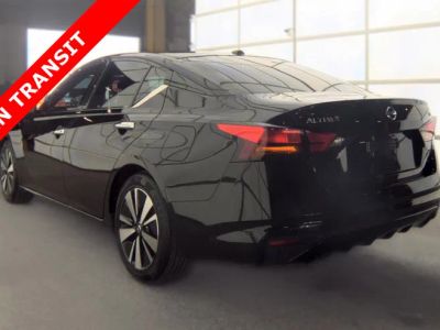 2019 Nissan Altima — interior view