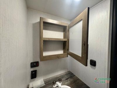 2023 Fleetwood RV Pioneer — photo 33 view