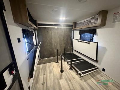 2023 Fleetwood RV Pioneer — photo 37 view