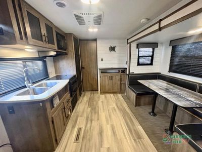 2023 Fleetwood RV Pioneer — photo 8 view