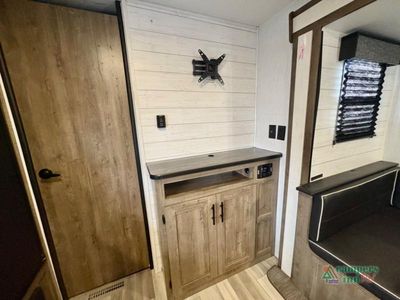 2023 Fleetwood RV Pioneer — photo 20 view