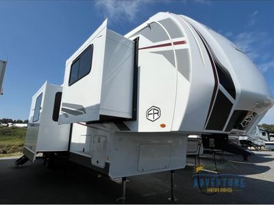 2025 Jayco Jay Flight SLX - Photo 2