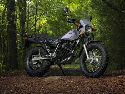2026 Yamaha TW200 — front three-quarter view
