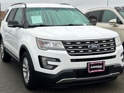 2017 Ford Explorer - Photo 3