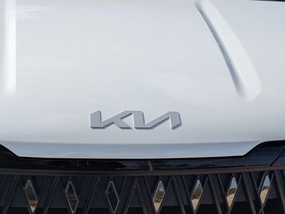 2026 Kia Carnival — photo 11 view