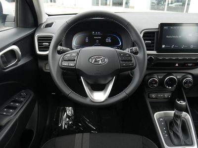2026 Hyundai Venue — photo 34 view