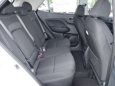 2026 Hyundai Venue — photo 25 view