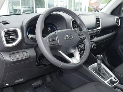 2026 Hyundai Venue — photo 33 view