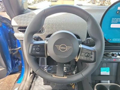 2026 MINI Convertible — photo 20 view