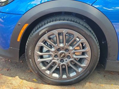 2026 MINI Convertible — photo 8 view