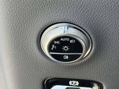 2026 Mercedes-Benz GLC — photo 19 view