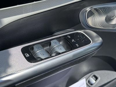 2026 Mercedes-Benz GLC — photo 18 view