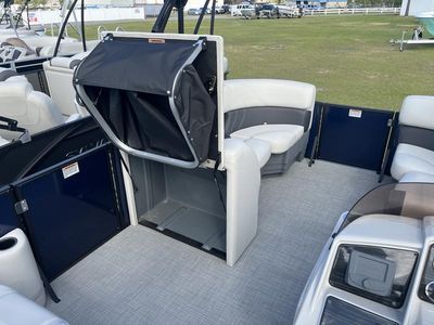 2025 Sylvan 822 LZ - Photo 16