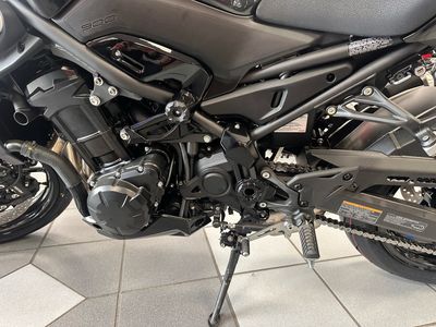 2025 Kawasaki Z900 ABS - Photo 10