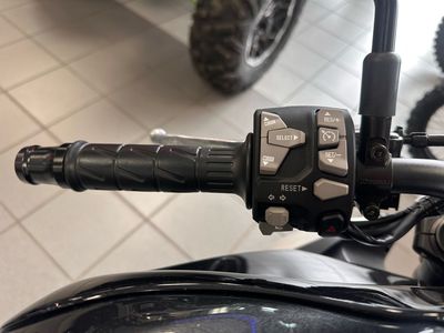 2025 Kawasaki Z900 ABS - Photo 6