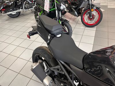 2025 Kawasaki Z900 ABS - Photo 8