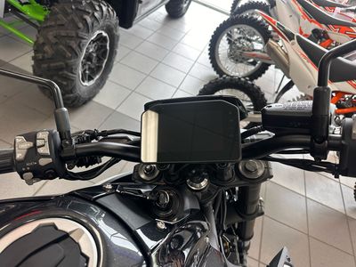 2025 Kawasaki Z900 ABS - Photo 5