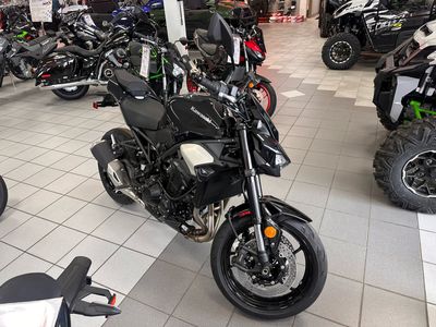 2025 Kawasaki Z900 ABS - Photo 1