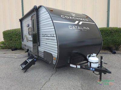 2027 Coachmen RV Catalina Summit Series 7 — front three-quarter view