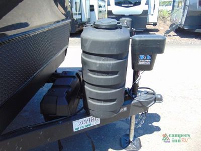2026 Forest River RV Rockwood Ultra Lite — photo 40 view