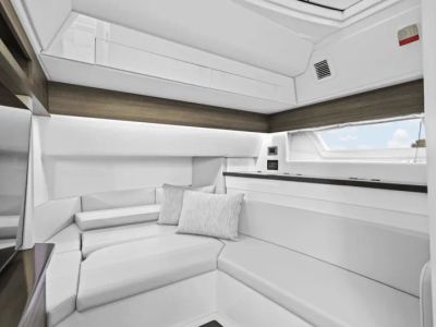 2023 Aviara AV40 Outboard - Photo 31