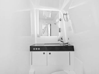 2023 Aviara AV40 Outboard - Photo 37