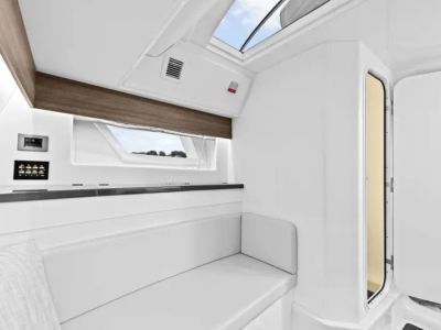 2023 Aviara AV40 Outboard - Photo 36