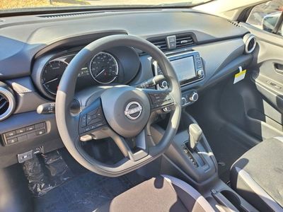 2025 Nissan Versa - Photo 20