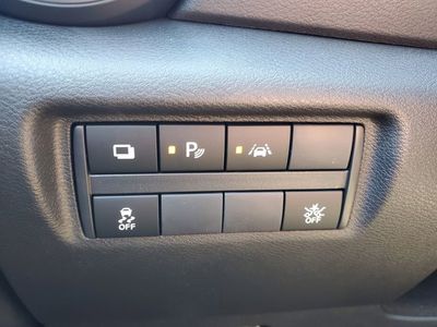 2025 Nissan Versa - Photo 21