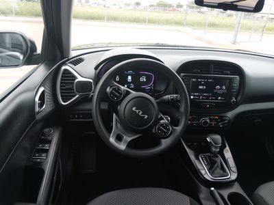 2024 Kia Soul - Photo 17