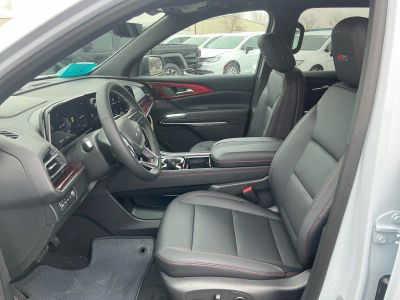 2026 Chevrolet Traverse — photo 10 view
