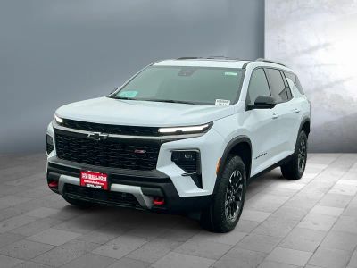 2026 Chevrolet Traverse — front three-quarter view