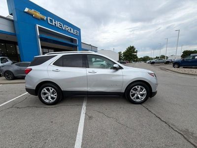 2020 Chevrolet Equinox - Photo 2