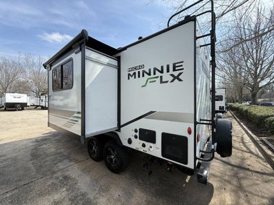 2022 Winnebago Industries Towables Micro Minnie FLX - Photo 6