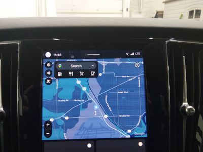 2025 Volvo V60 Cross Country - Photo 17