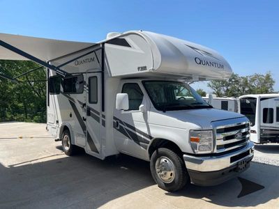 2026 Thor Motor Coach Quantum - Photo 2