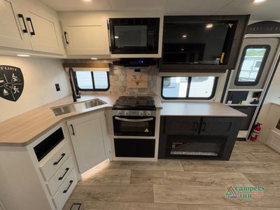 2026 Venture RV Sienna - Photo 16