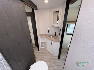 2026 Venture RV Sienna - Photo 35