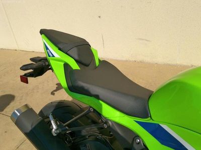 2026 Kawasaki Ninja ZX-6R - Photo 7