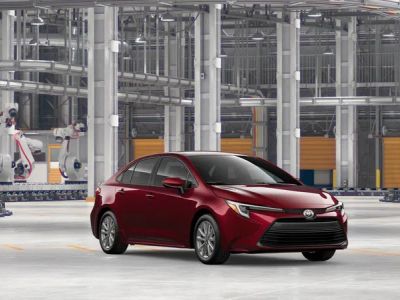 2026 Toyota Corolla Hybrid - Photo 17