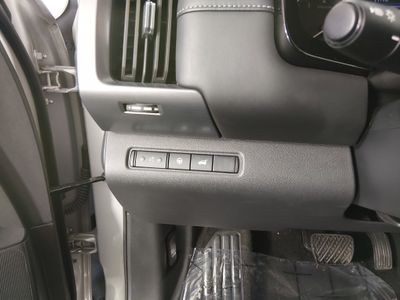 2025 Nissan Pathfinder - Photo 13