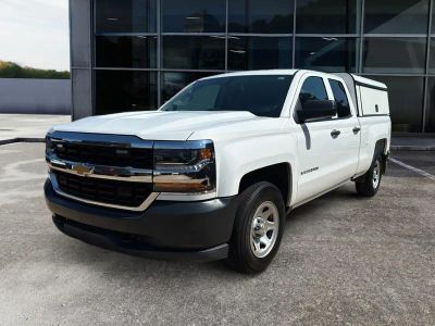 2018 Chevrolet Silverado 1500 — rear three-quarter view