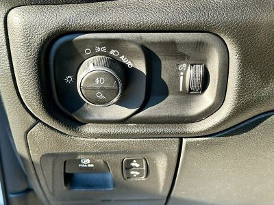 2023 Ram 1500 — photo 10 view