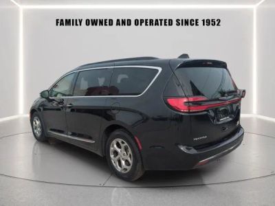 2023 Chrysler Pacifica — rear three-quarter view