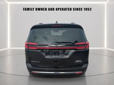 2023 Chrysler Pacifica — interior view