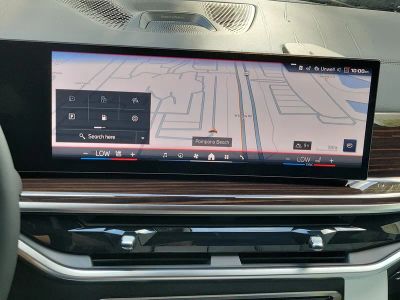 2026 BMW X5 — photo 22 view