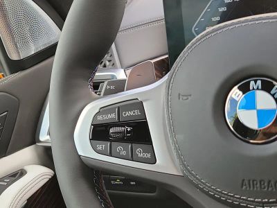 2026 BMW X5 — photo 19 view
