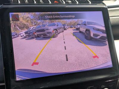 2025 Jeep Grand Cherokee — photo 19 view