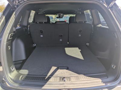 2025 Jeep Grand Cherokee — photo 11 view