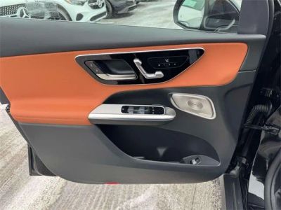 2025 Mercedes-Benz GLC - Photo 18